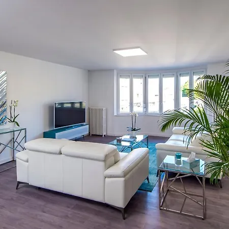 Mana - Le Manaloft, Chic Et Moderne Avec Salle Privée De Fitness En Plein Centre-ville De * Rethel